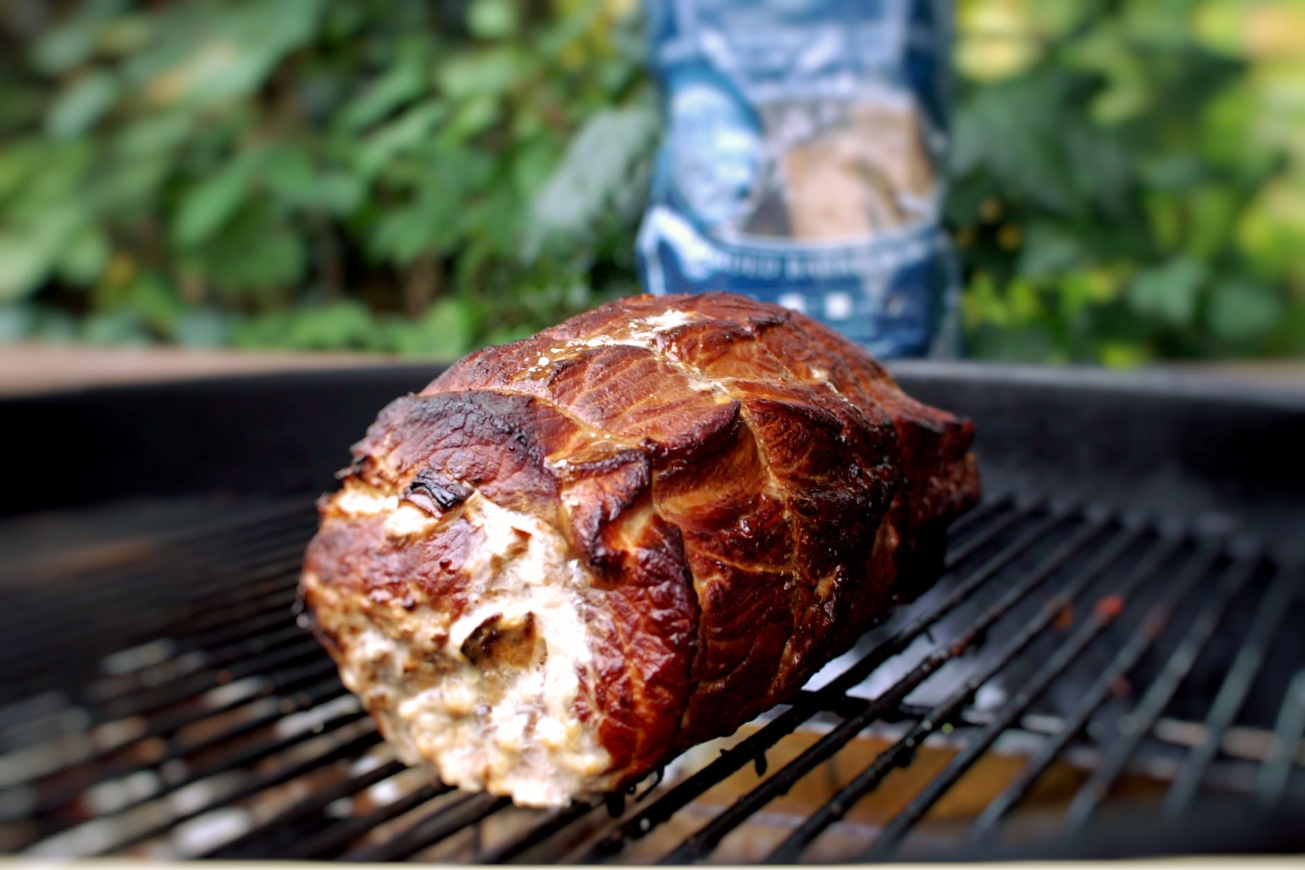 Rollbraten grillen - Schweinerollbraten vom Grill